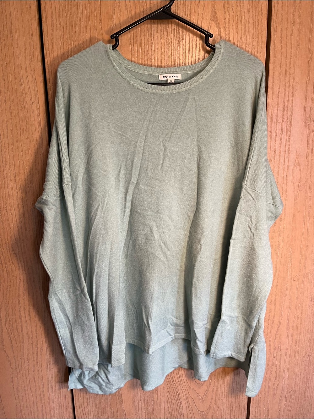 Tea n Rose Light Sage Oversized Crewneck Sweater Size Medium
